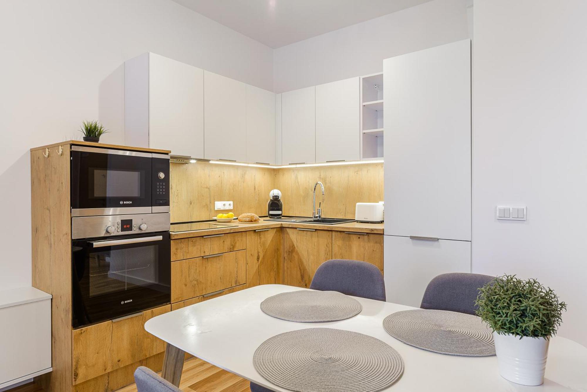19 Dzielnica Kolejowa P&O Serviced Apartments Warsaw Exterior photo