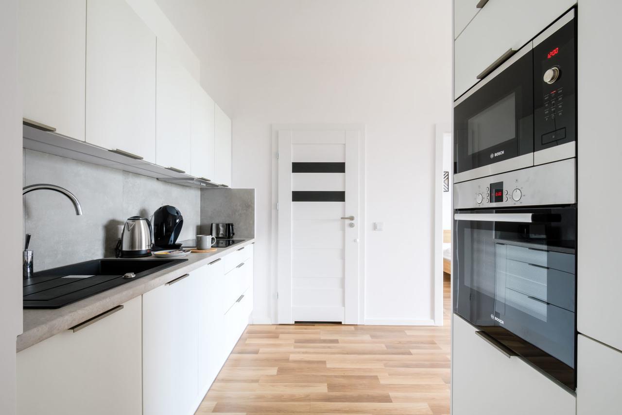 19 Dzielnica Kolejowa P&O Serviced Apartments Warsaw Exterior photo